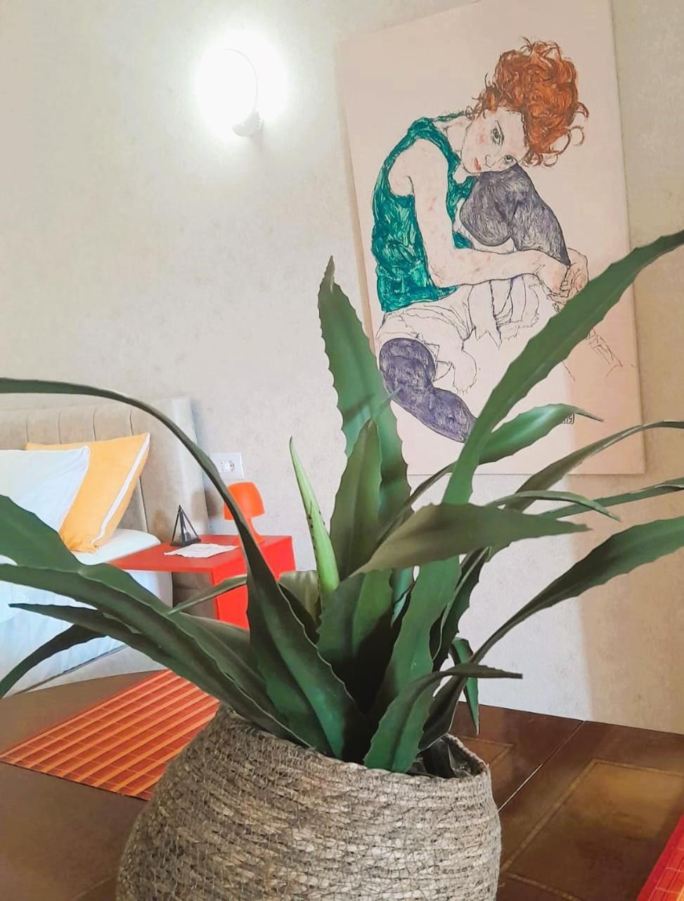 Bani'S Cozy Lovely Apt Tirana Bagian luar foto